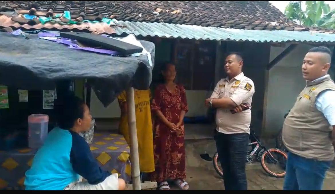 Imbas Revitalisasi Situ Cicinta, Forwatu Banten Sambangi Warga yang Enggan di Relokasi I PojokPublik