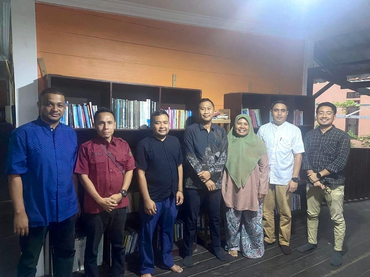 Fisip UMMAT Jalin Kerja Sama Strategis Dengan Klub Baca Perempuan Untuk Penguatan Literasi 1 Fisip UMMAT Jalin Kerja Sama Strategis Dengan Klub Baca Perempuan Untuk Penguatan Literasi I PojokPublik