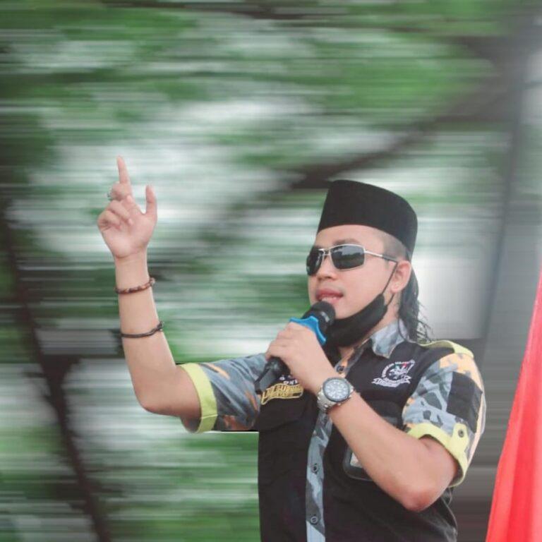 King Naga Tantang Agus Rambo Untuk Tunjuk Hidung Partai kolega Gubernur Banten Yang Dimaksud