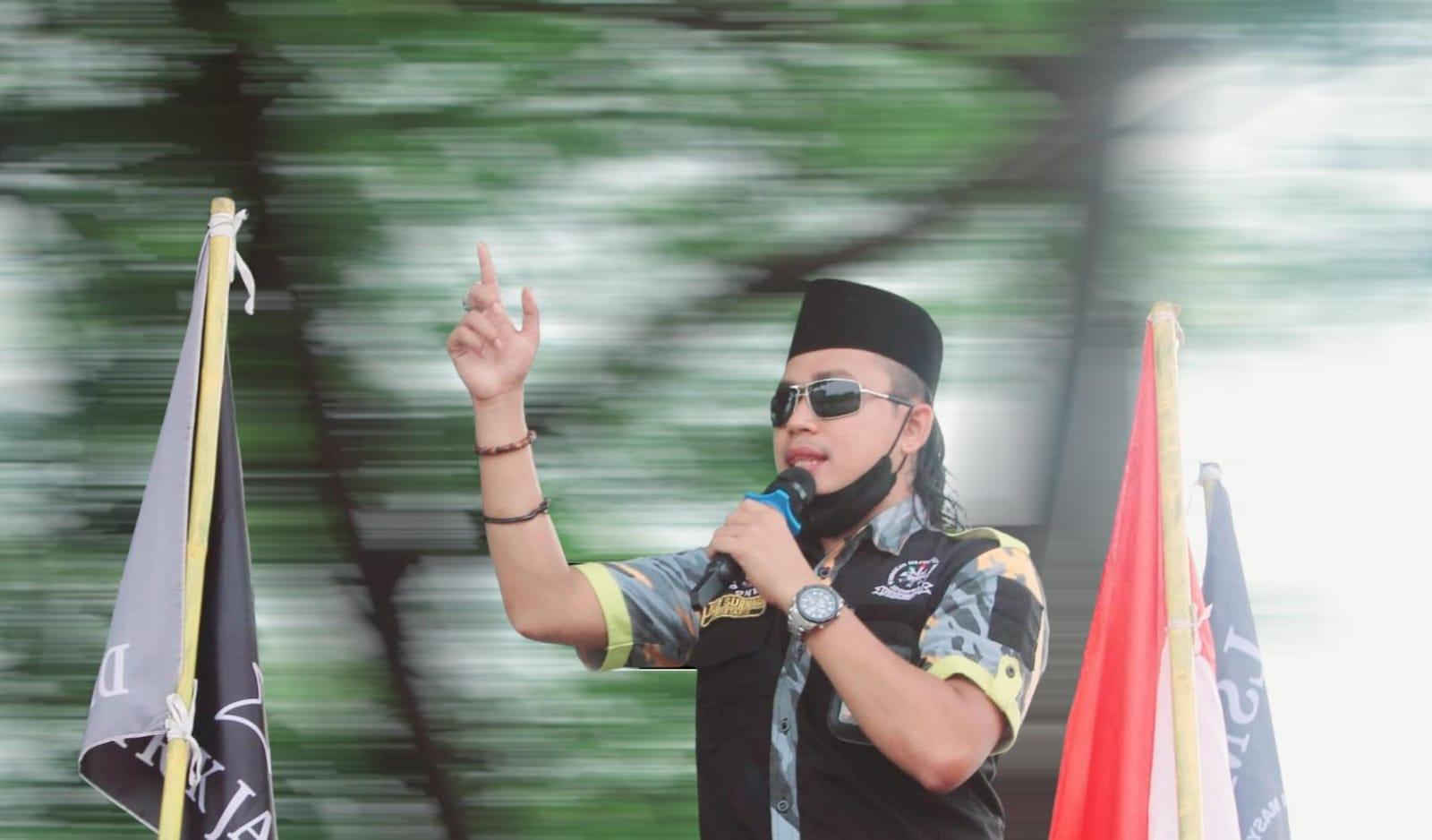 King Naga Tantang Agus Rambo Untuk Tunjuk Hidung Partai kolega Gubernur Banten Yang Dimaksud I PojokPublik