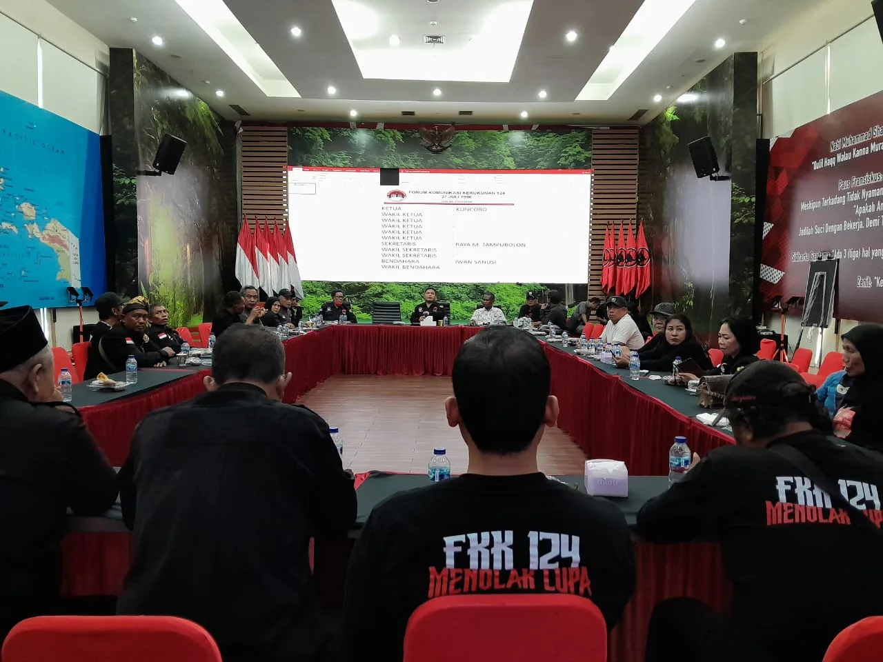 Militan Dari Dulu, Para Korban Kudatuli Nyatakan Tegak Lurus Dengan PDI Perjuangan 1 Militan Dari Dulu, Para Korban Kudatuli Nyatakan Tegak Lurus Dengan PDI Perjuangan I PojokPublik