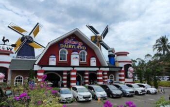 LBH Bogor Somasi Dairyland Farm Theme Park Puncak, Terkait Burung Merak Menikam Pengunjung 4 LBH Bogor Somasi Dairyland Farm Theme Park Puncak, Terkait Burung Merak Menikam Pengunjung I PojokPublik