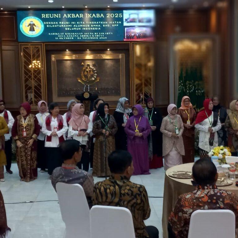 Momen Keakraban dan Kebersamaan Keluarga Besar Adhyaksa di Reuni Akbar IKABA 2025 12 Momen Keakraban dan Kebersamaan Keluarga Besar Adhyaksa di Reuni Akbar IKABA 2025 I PojokPublik