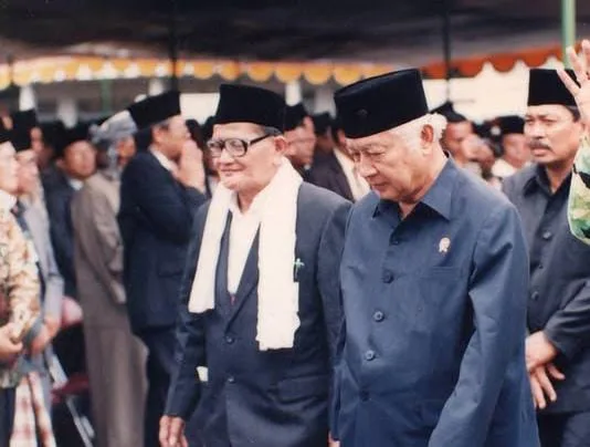 Gelar Pahlawan Soeharto, KOMRAD 98 Tolak Keras 1 Gelar Pahlawan Soeharto, KOMRAD 98 Tolak Keras I PojokPublik