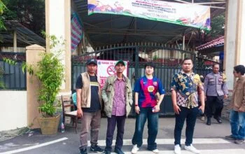 Peduli SMAN 72 Jakarta, Atlit Bulutangkis Nasional Dilarang Masuk I PojokPublik