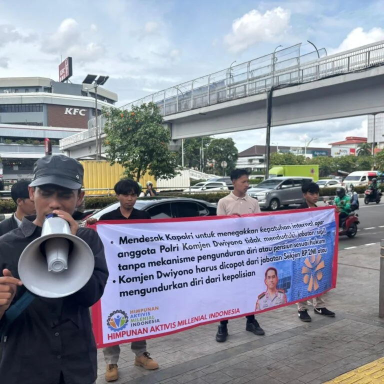 HAMI Gelar Unjuk Rasa, Desak Komjen Dwiyono Mundur Sebagai Sekertaris Menteri BP2MI I PojokPublik