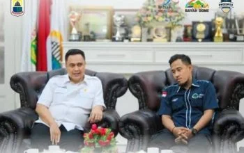 Ketum FWS Geram, Pelaksana Proyek di Tengerang Lukai Insan Pers 5 Ketum FWS Geram, Pelaksana Proyek di Tengerang Lukai Insan Pers I PojokPublik