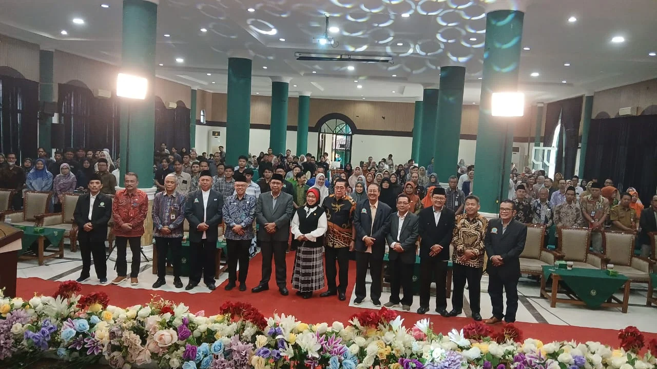 Kemendikdasmen RI Gandeng Mubarok Institute Gelar Seminar Pendidikan di UIN Saizu Purwokerto 1 Kemendikdasmen RI Gandeng Mubarok Institute Gelar Seminar Pendidikan di UIN Saizu Purwokerto I PojokPublik