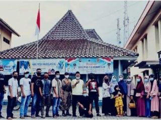 Ikatan Pekerja Sosial Cadasari Bagikan 1000 Takjil Gratis