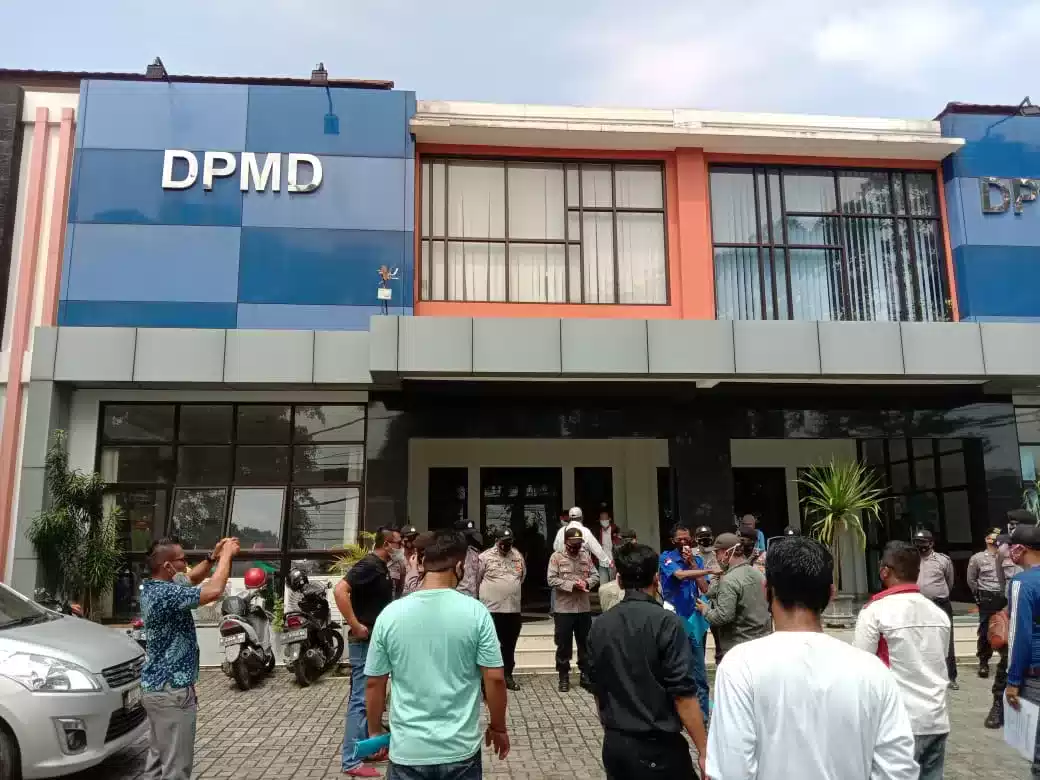 Dituding Ada Penyelewengan UPK, DPMD Lebak Akui Banyak Tunggakan 7 Dituding Ada Penyelewengan UPK, DPMD Lebak Akui Banyak Tunggakan I PojokPublik