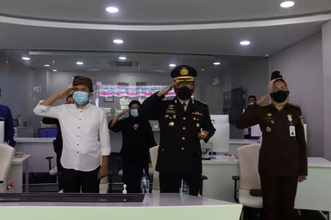 Kapolres Lebak Ajak Masyarakat Perkokok Pancasila 7 Kapolres Lebak Ajak Masyarakat Perkokok Pancasila I PojokPublik