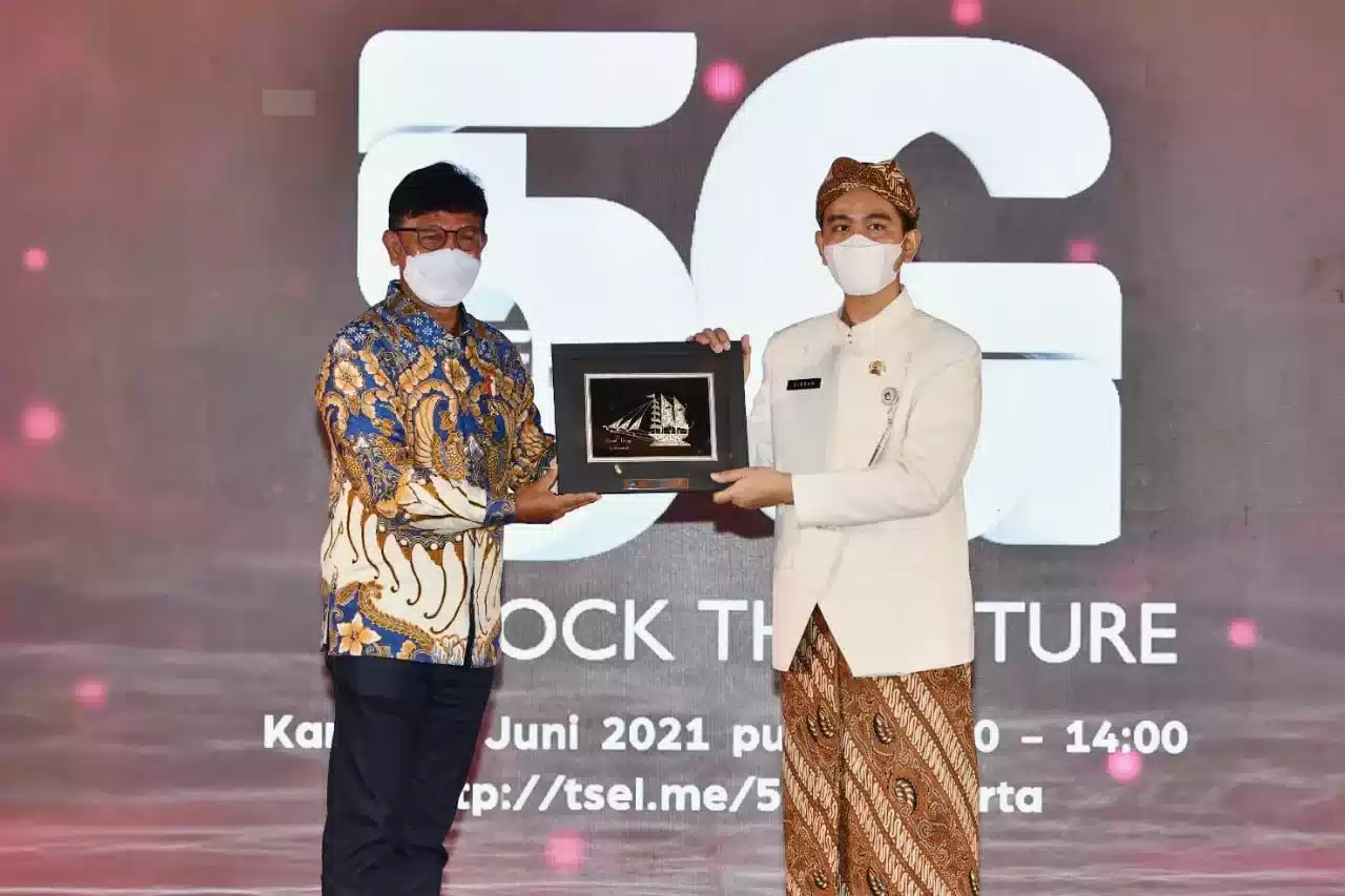 Menteri Johnny: 5G Butuh Dukungan Infrastruktur Baik 7 Menteri Johnny: 5G Butuh Dukungan Infrastruktur Baik I PojokPublik