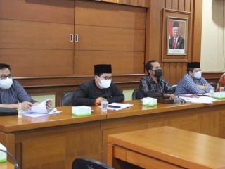DPRD Pandeglang Apresiasi Pembagian Beras PPKM 2021