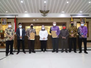 KPK Mendukung dan Menyambut Baik Penyerahan Aset Jaringan SL Kota Tangerang Oleh Perumdam TKR