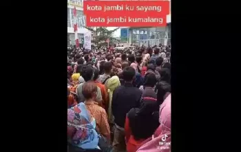 Kerumunan Saat PPKM di Hotel Yello, Aktivis Minta Satgas Jambi Tegas 10 Kerumunan Saat PPKM di Hotel Yello, Aktivis Minta Satgas Jambi Tegas I PojokPublik
