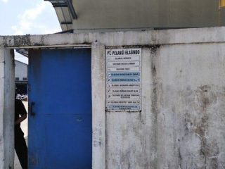 PT Pelangi Elasindo Di Desa Citeras Diduga Tak Berizin