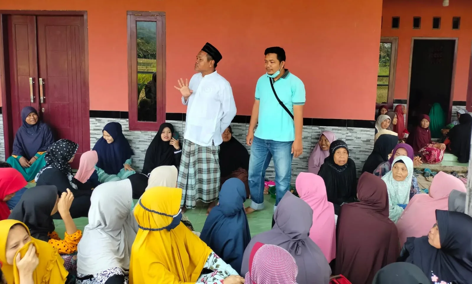 Ngerih, Relawan AHY Baca Doa dan Baksos di Serang 7 Ngerih, Relawan AHY Baca Doa dan Baksos di Serang I PojokPublik