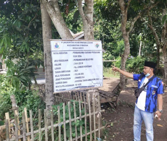 Diduga Asal-Asalan Pembangunan Rabat Beton Di Desa Asem, Lebak Di Soal 7 Diduga Asal-Asalan Pembangunan Rabat Beton Di Desa Asem, Lebak Di Soal I PojokPublik