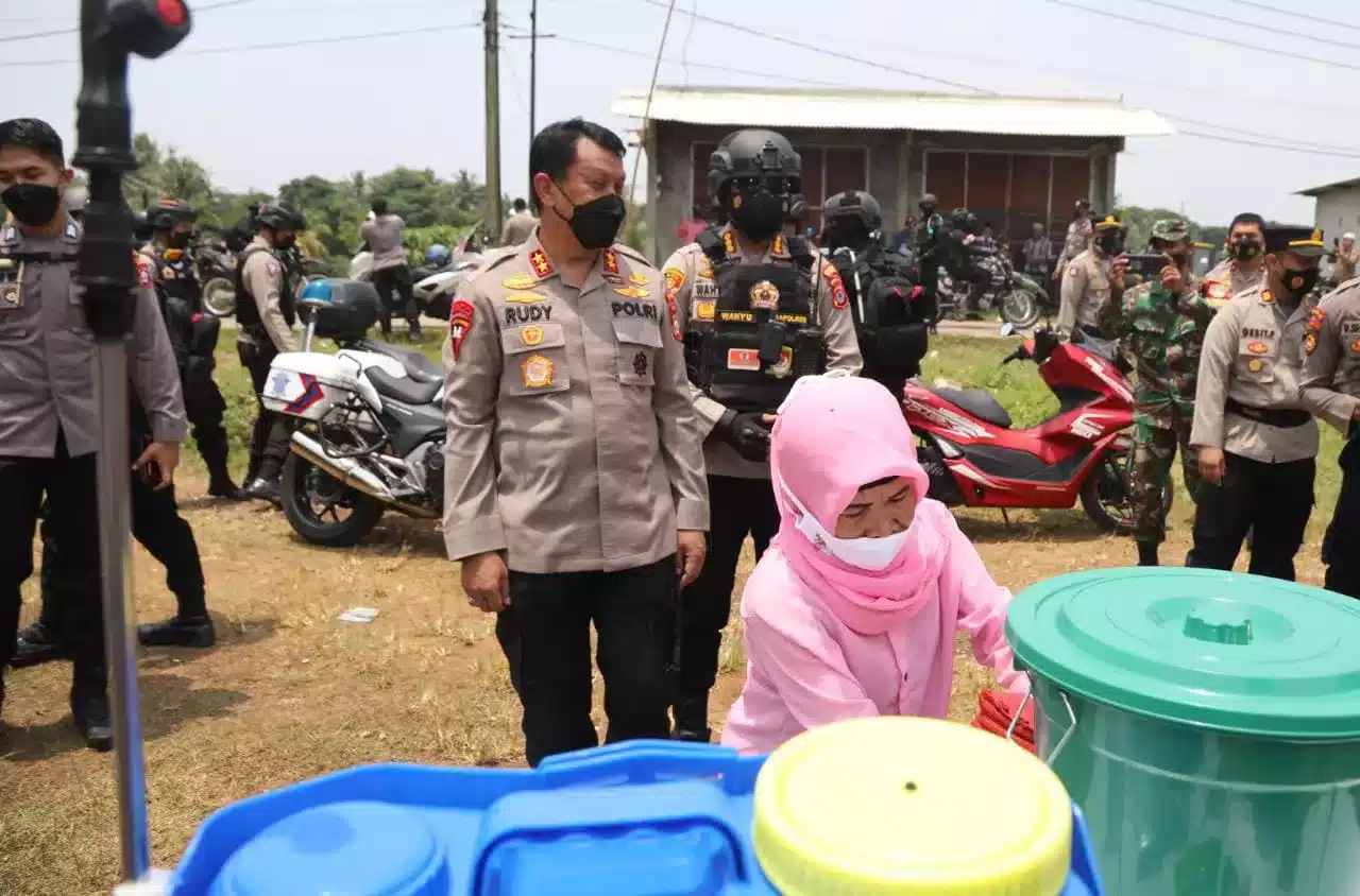 Kapolda Banten Perintahkan Jajaran Netral Saat Pilkades 7 Kapolda Banten Perintahkan Jajaran Netral Saat Pilkades I PojokPublik