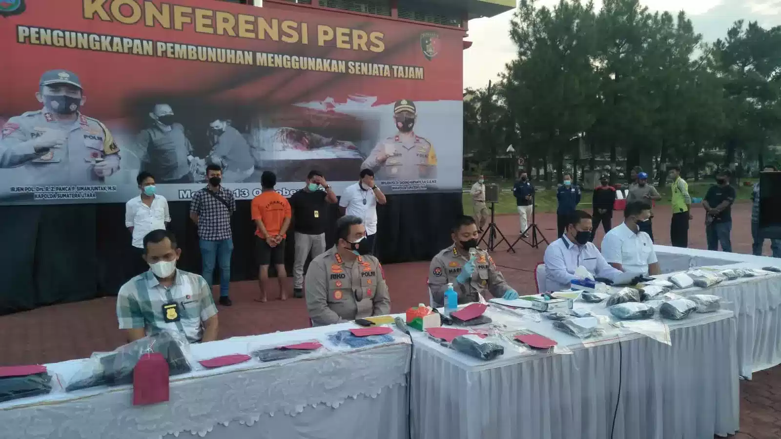 Poldasu dan Polrestabes Medan Ungkap Kasus Pembunuhan Sadis di Hotel Hawaii 7 Poldasu dan Polrestabes Medan Ungkap Kasus Pembunuhan Sadis di Hotel Hawaii I PojokPublik