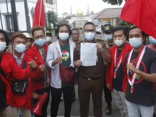 GMNI Pandeglang Minta Kejari Pandeglang Tuntaskan Kasus Korupsi Tablet