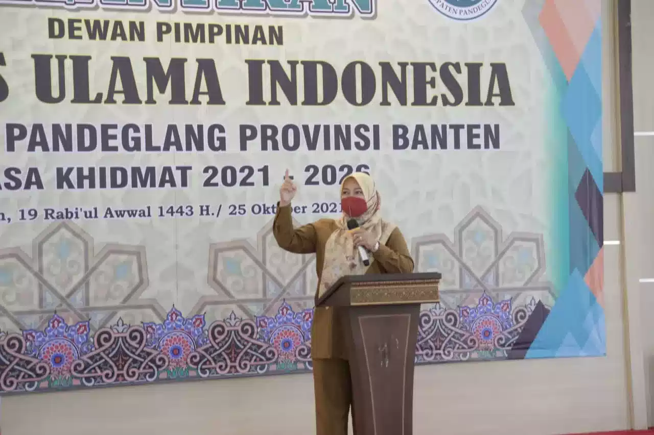 Bupati Cantik Sebut Program MUI Pandeglang Smart 7 Bupati Cantik Sebut Program MUI Pandeglang Smart I PojokPublik