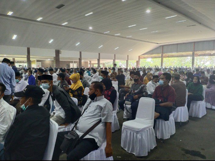 Berkerumun Saat Pandemi, Mahasiswa Geruduk Rumah Jayabaya 2 Berkerumun Saat Pandemi, Mahasiswa Geruduk Rumah Jayabaya I PojokPublik