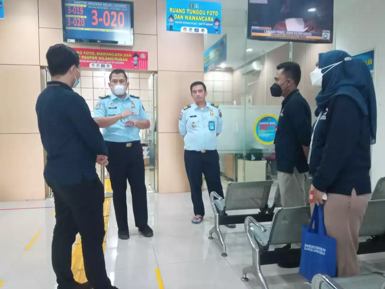 Ombudsman Banten Buka Posko di Kantor Imigrasi Kelas I Serang 7 Ombudsman Banten Buka Posko di Kantor Imigrasi Kelas I Serang I PojokPublik