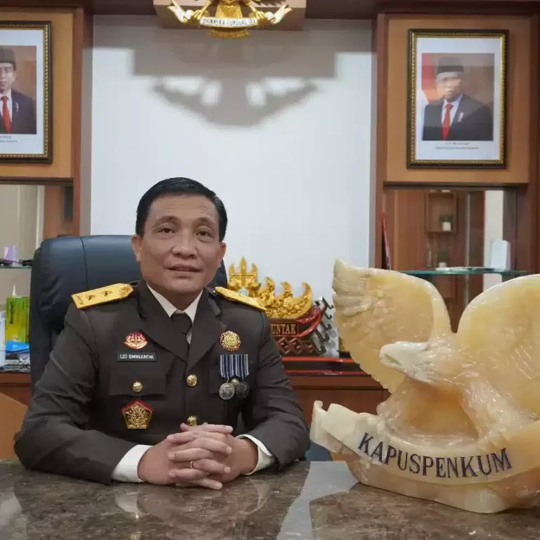 Kejagung Tangkap Korupsi Jaringan PLN di Jaksel 14 Kejagung Tangkap Korupsi Jaringan PLN di Jaksel I PojokPublik