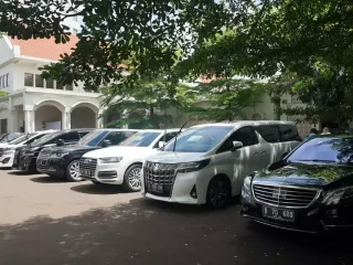 WOW...!Kejagung Lelang 15 Mobil Sitaan Kasus Jiwasraya