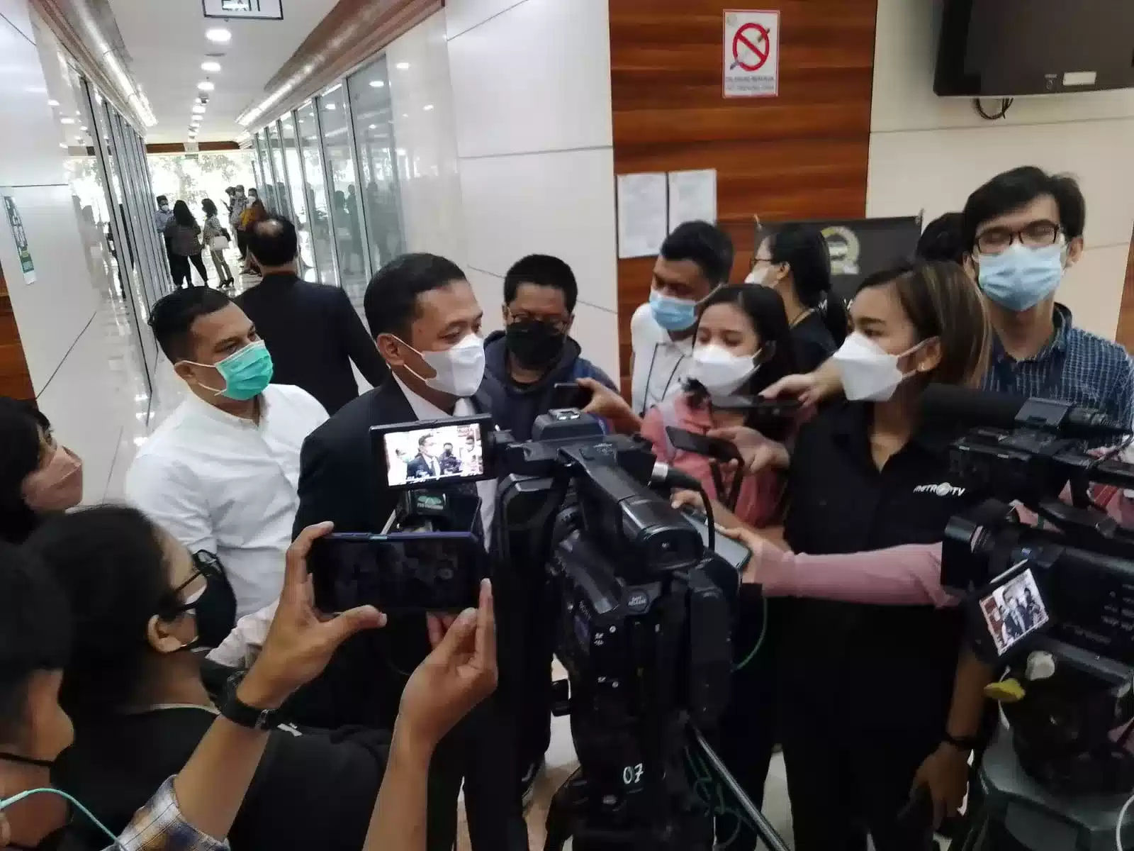 Komisi III DPR, Predator Seksual Harus Ditembak Mati 6 Komisi III DPR, Predator Seksual Harus Ditembak Mati I PojokPublik