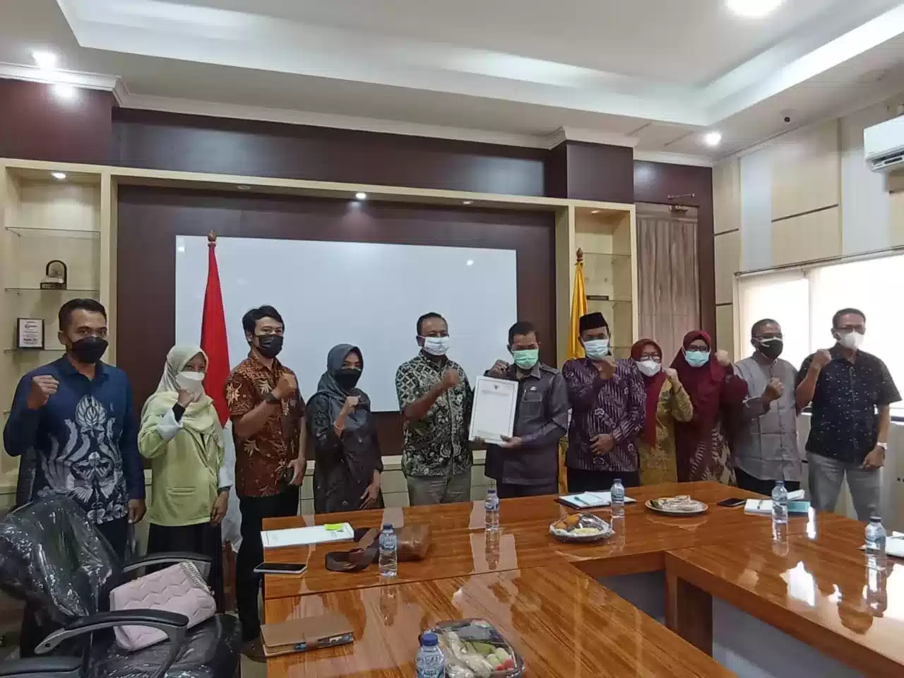 Ombudsman Berikan Penilaian Zona Kuning ke Pemkot Serang 7 Ombudsman Berikan Penilaian Zona Kuning ke Pemkot Serang I PojokPublik