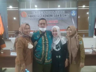 Berikut Sosok Warek II UM Jambi Dimata Sahabatnya