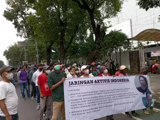 Jaringan Aktivis Indonesia Demo Kementerian ESDM, Ini Tuntutannya