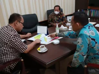 Wakil Menteri Bahas Jalan dan Jembatan di Seluma