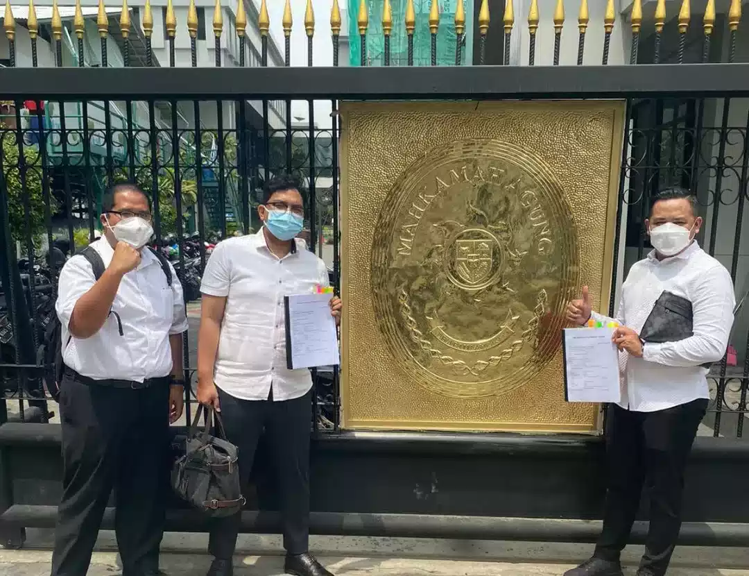 Tim Supermasi Hukum Apresiasi Pemerintah Terapkan Bebas Antigen dan RT PCR 7 Tim Supermasi Hukum Apresiasi Pemerintah Terapkan Bebas Antigen dan RT PCR I PojokPublik