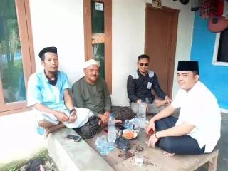 Kades Sukadaya Takziah Ke Rumah Duka,Bentuk Kepedulian Terhadap Warganya