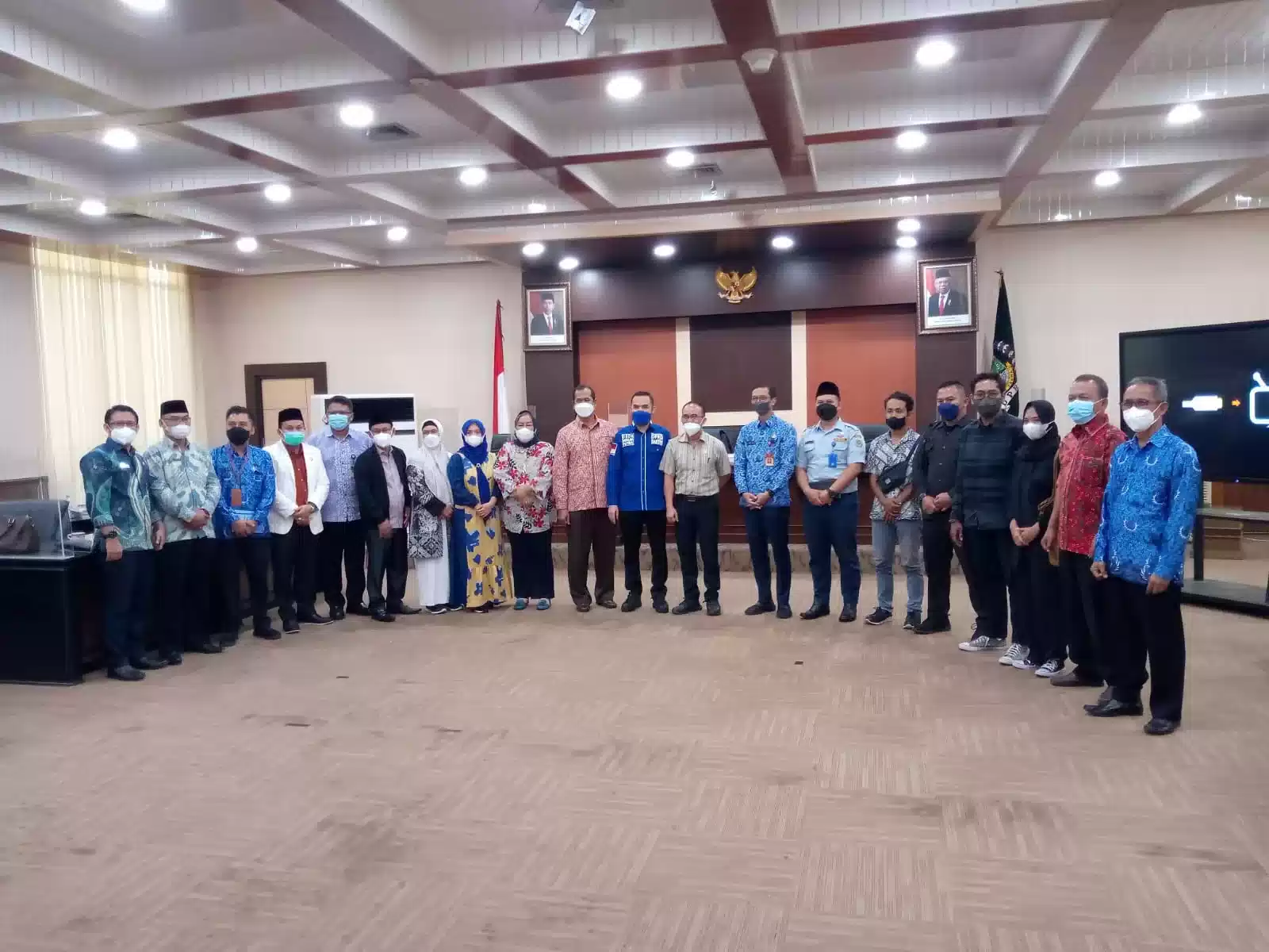 Tingkatkan SDM Pamdal Banten, Perada Dorong Beasiswa 7 Tingkatkan SDM Pamdal Banten, Perada Dorong Beasiswa I PojokPublik