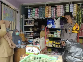 Kapolres Enrekang Pantau Harga Minyak Goreng
