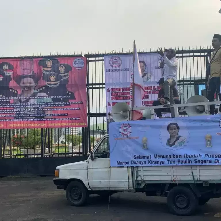 Massa Aksi Minta Ratu Koridor dan Oknum Aparat Ditangkap