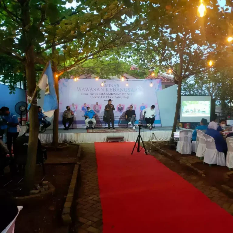 Kholid Ismail Kasih Wejengan Pelajar Pakuhaji Ciptakan Generasi Unggul