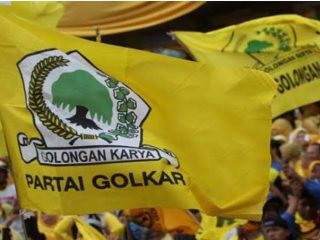 Riko Lodewiyk Lesiangi Membela Luhut Binsar Panjaitan