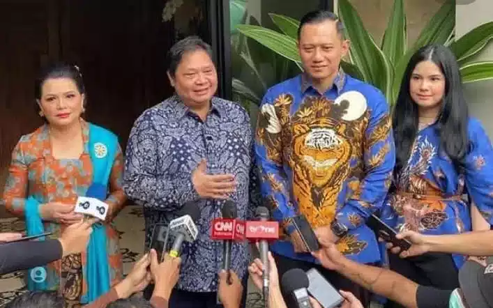 Sinyal Koalisi, AHY Temui Airlangga Hartanto 7 Sinyal Koalisi, AHY Temui Airlangga Hartanto I PojokPublik