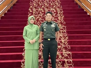 Artis Cantik Juliani Moechtar Pamer Foto Bersama Dandim 0603 Lebak