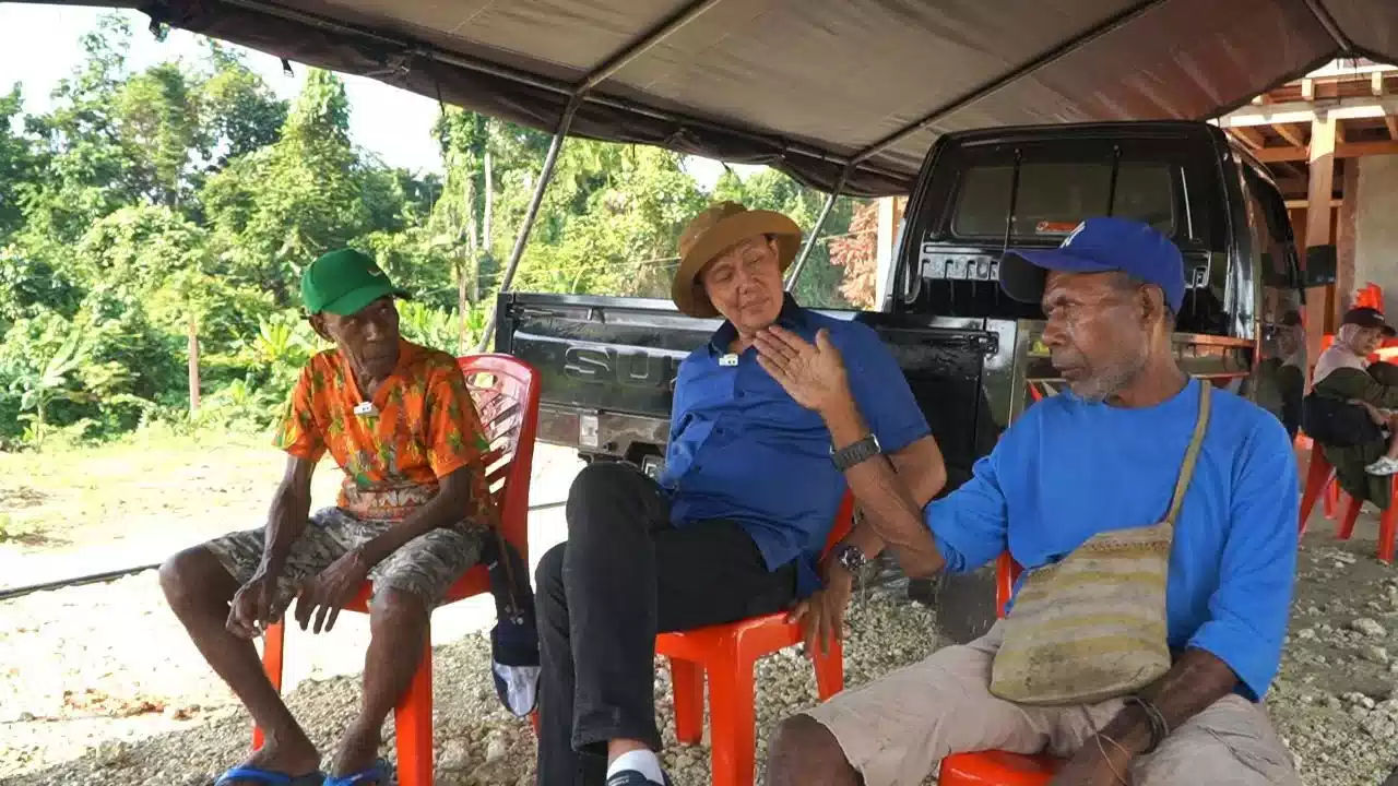 Ayep Zaki Disambut Tokoh Adat Kembangkan Ekosistem Pertanian di Keerom 7 Ayep Zaki Disambut Tokoh Adat Kembangkan Ekosistem Pertanian di Keerom I PojokPublik