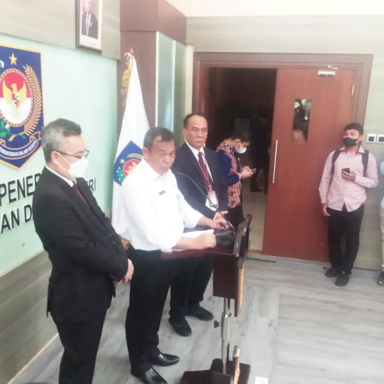 Dilantik PJ Gubernur Banten, Begini Pesan Khusus Al Muktabar