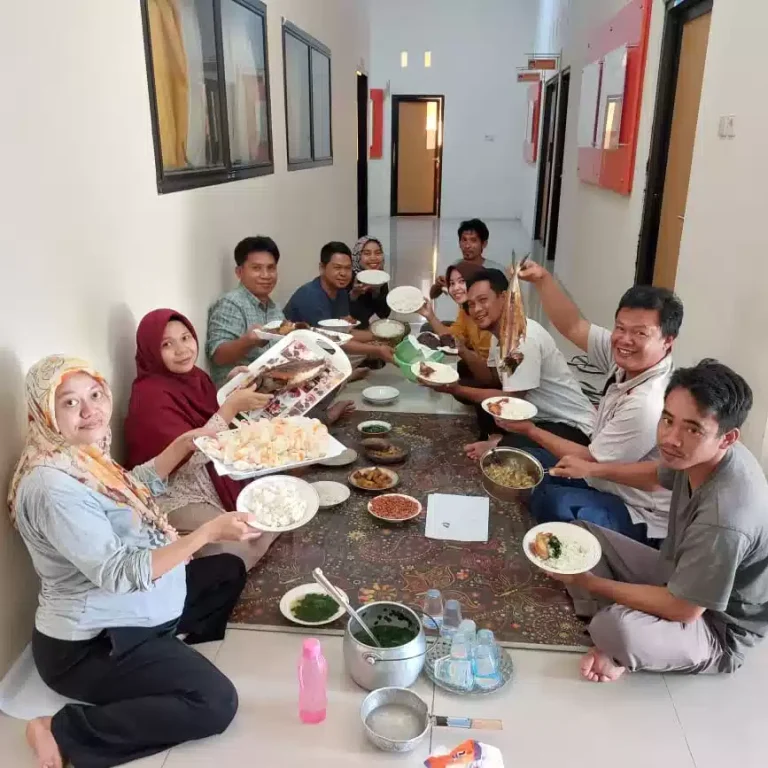 Mengintip Rutinitas Kantor KPU Lombok Utara 11 Mengintip Rutinitas Kantor KPU Lombok Utara I PojokPublik