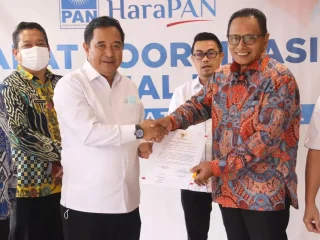 Kemendagri Tanda Tangani Berita Acara Serah Terima Penyaluran Bantuan Keuangan Partai Politik