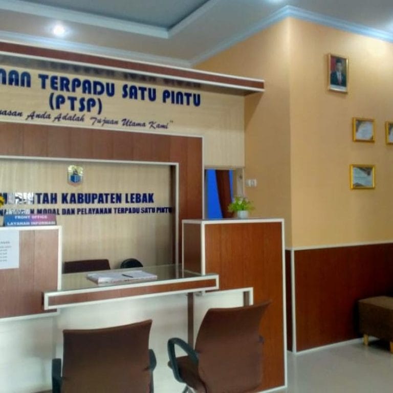 DUH PARAH…!Saat Jam Kantor DPMPTSP Lebak Kosong