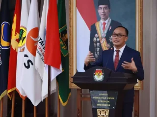 Dukung Kualitas Pemilu, Dukcapil Kemendagri Serahkan Hak Akses NIK ke KPU